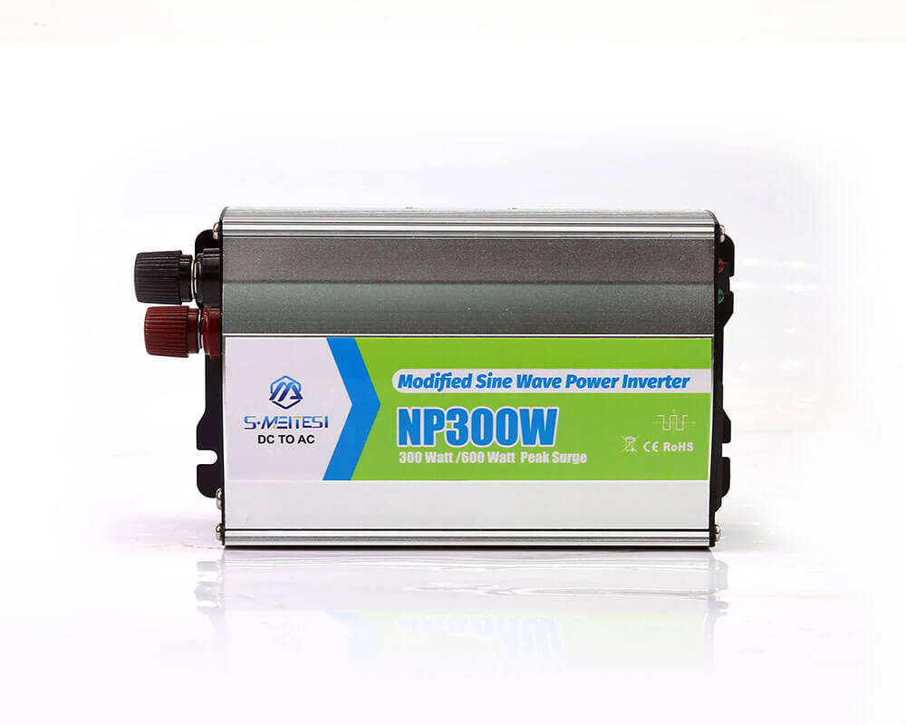 Business Trip Essential – 300W Laptop-Friendly Car Inverter
