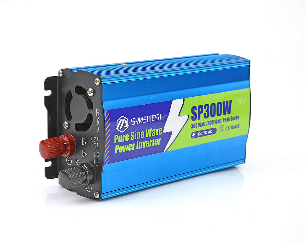 自驾游神器：300W 正弦波车载逆变器，随行随用