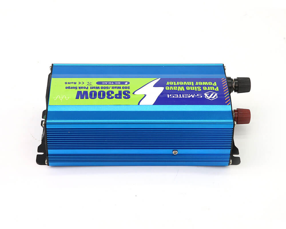 自驾游神器：300W 正弦波车载逆变器，随行随用